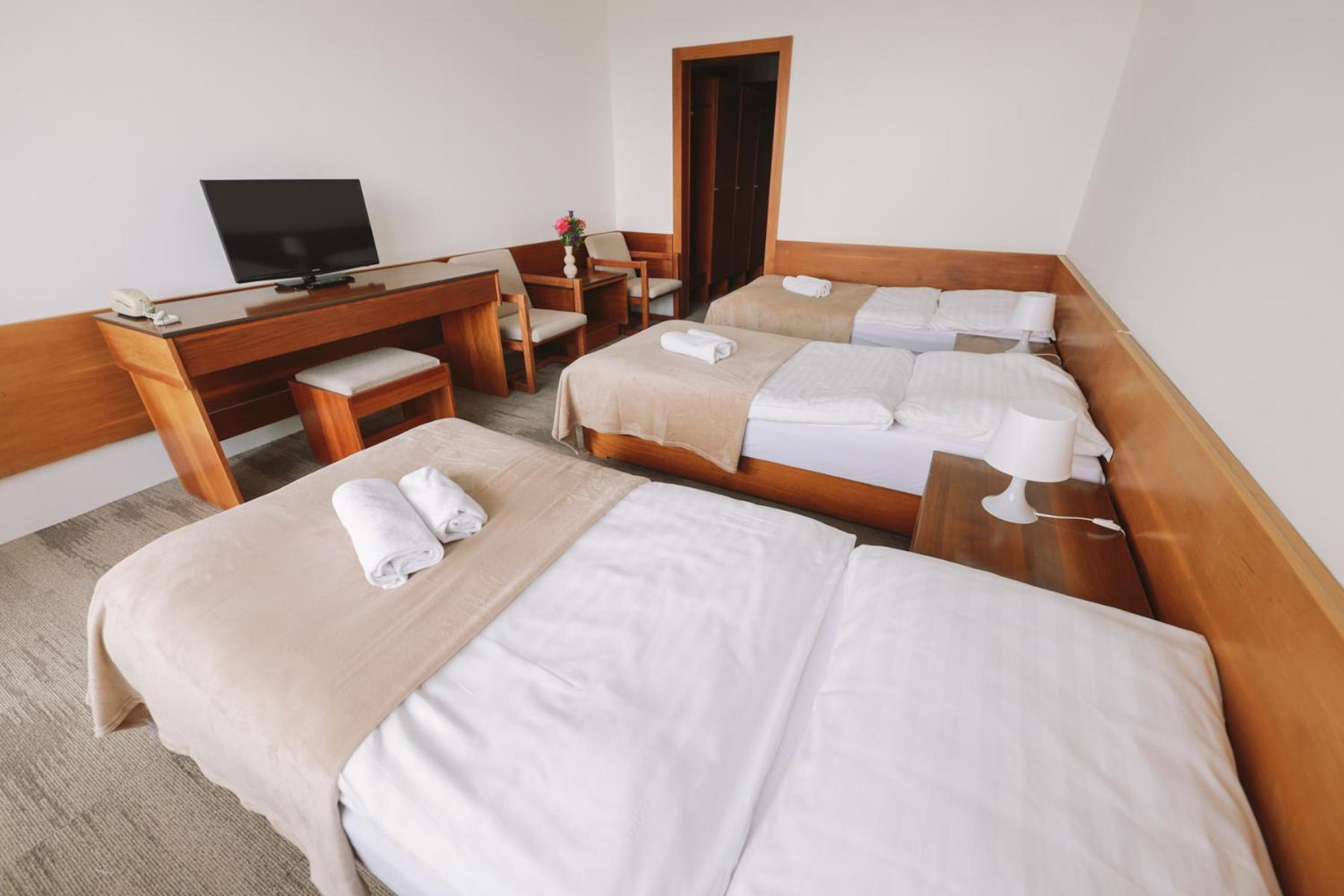 Atlas Hotel Tatry Tatranske Matliare Buitenkant foto
