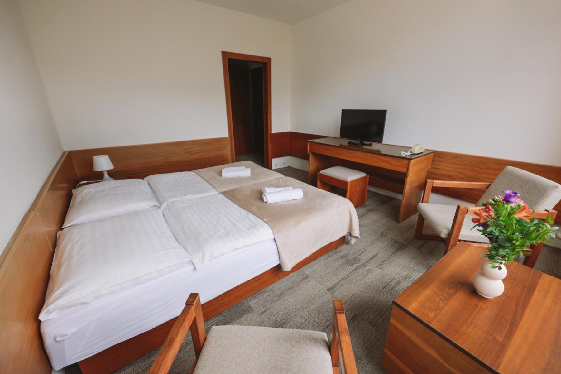 Atlas Hotel Tatry Tatranske Matliare Buitenkant foto