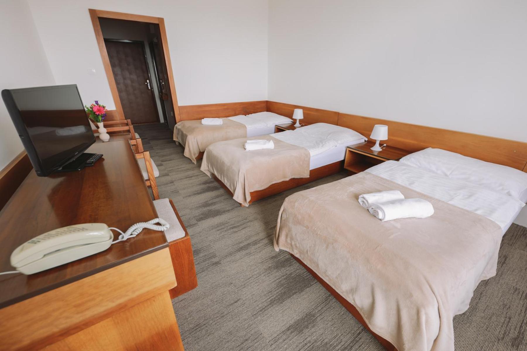 Atlas Hotel Tatry Tatranske Matliare Buitenkant foto