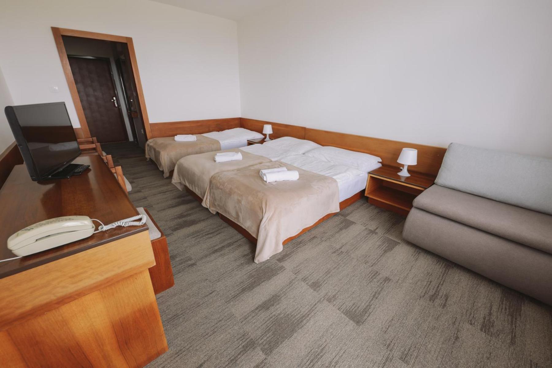 Atlas Hotel Tatry Tatranske Matliare Buitenkant foto