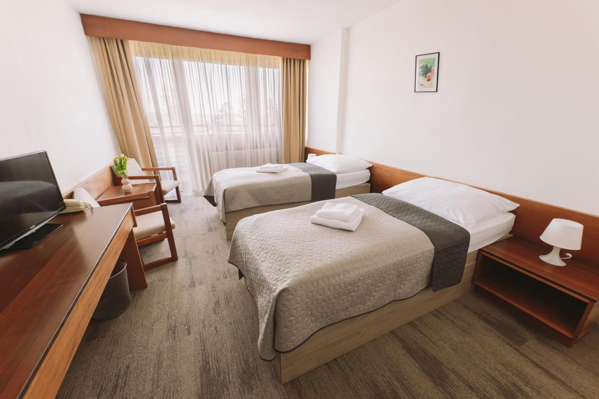 Atlas Hotel Tatry Tatranske Matliare Buitenkant foto