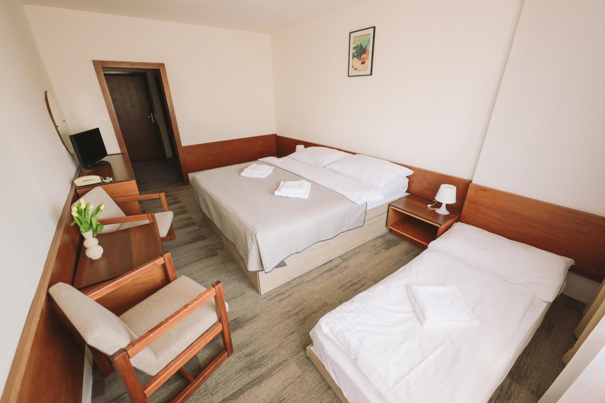 Atlas Hotel Tatry Tatranske Matliare Buitenkant foto